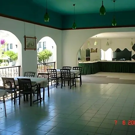 Safir Otel 2*