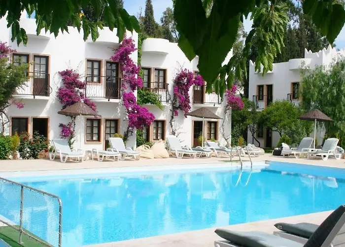 Safir Hotel 2*